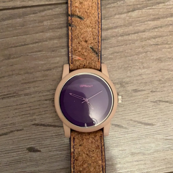 iSprout Watch - Picture 2 of 6